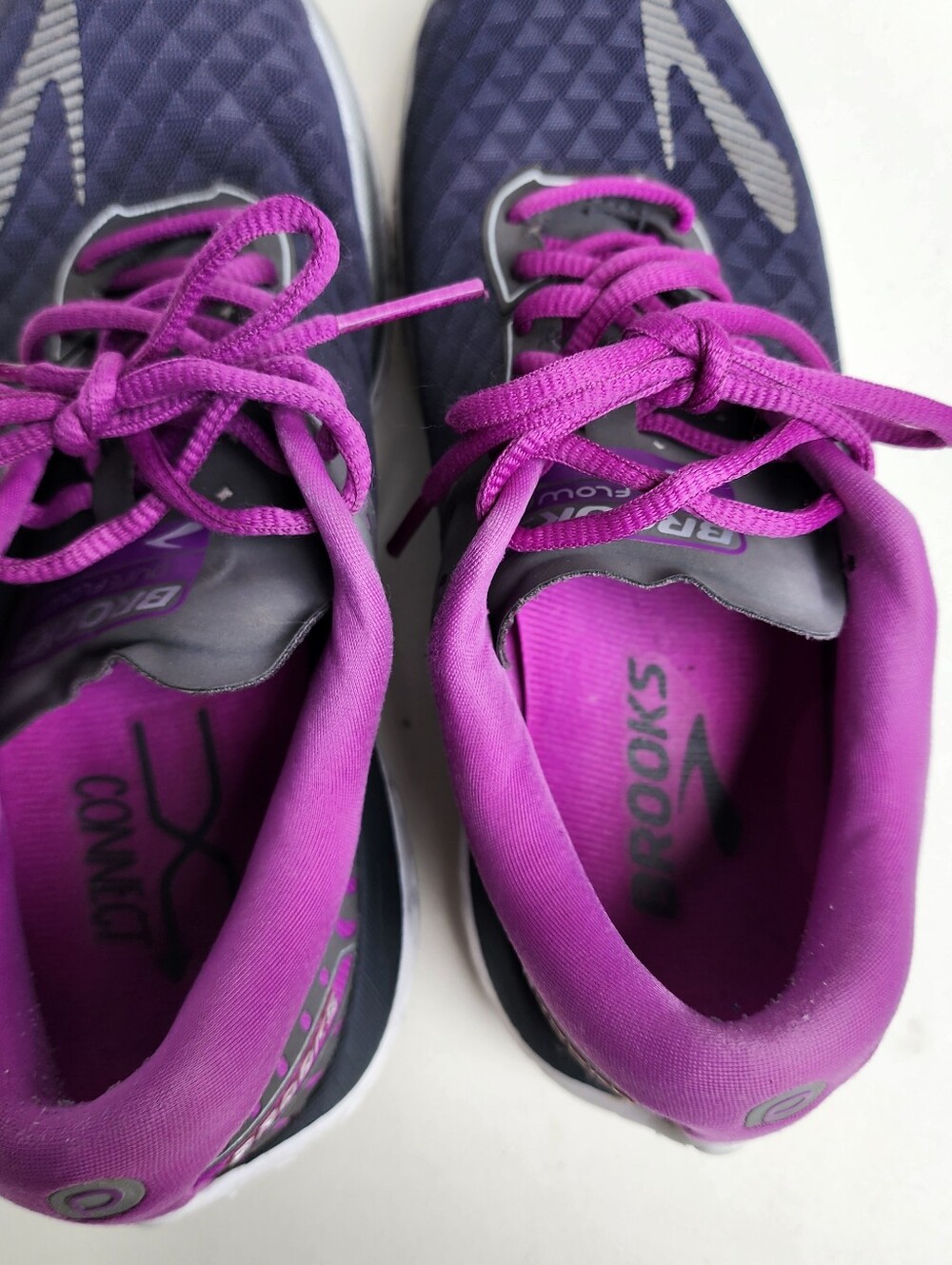 Brooks Pure Flow 6 Running Jogging Shoes WOMENS Gray Purple Lace Up SIZE 7 - Picture 9 of 11
